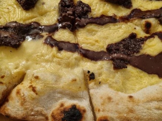 two-tozzers-pizza (28)-kireth-ai